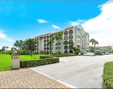 250 Ne 20th Street - Photo Thumbnail 1