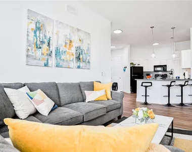 818 Terrace Ridge Circle - Photo Thumbnail 16