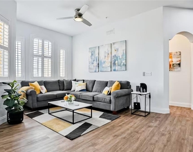 818 Terrace Ridge Circle - Photo Thumbnail 26