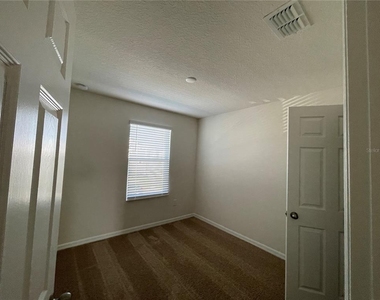 16347 Prairie School Drive - Photo Thumbnail 13