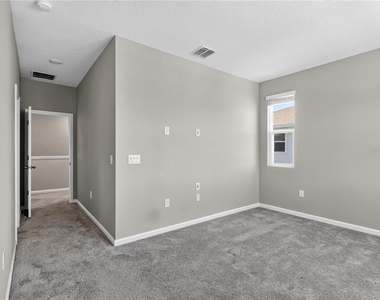 1465 Axel Graeson Avenue - Photo Thumbnail 9