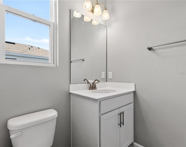 1465 Axel Graeson Avenue - Photo Thumbnail 14