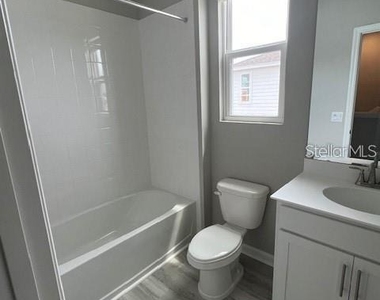 1465 Axel Graeson Avenue - Photo Thumbnail 11
