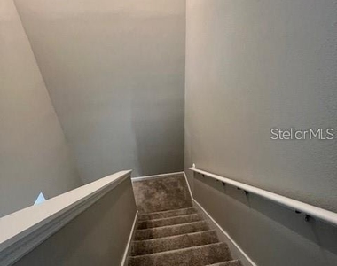 1465 Axel Graeson Avenue - Photo Thumbnail 8