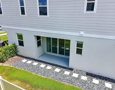 1465 Axel Graeson Avenue - Photo Thumbnail 36