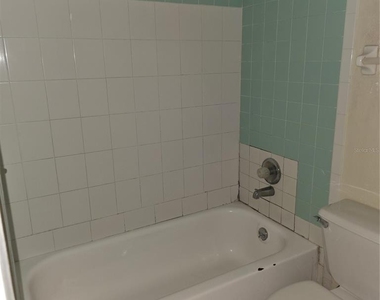 1707 Michigan Avenue - Photo Thumbnail 5