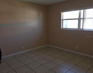 1707 Michigan Avenue - Photo Thumbnail 9