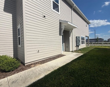 4939 Sw 81st Loop - Photo Thumbnail 2