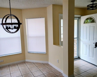 9013 Sw 91st Circle - Photo Thumbnail 2