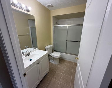933 Whispering Cypress Lane - Photo Thumbnail 8
