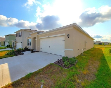 420 Noble Avenue - Photo Thumbnail 1