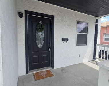 2406 E Clark Street - Photo Thumbnail 21
