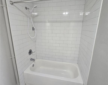 2406 E Clark Street - Photo Thumbnail 15