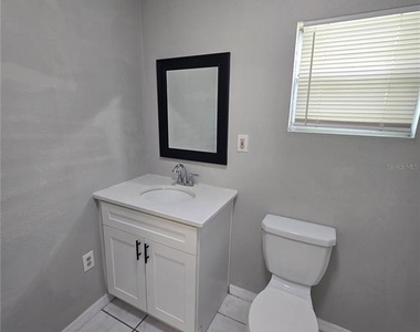 2406 E Clark Street - Photo Thumbnail 16