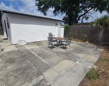 2406 E Clark Street - Photo Thumbnail 20
