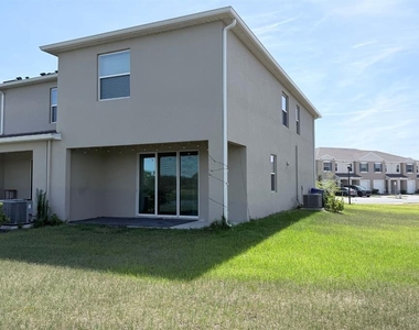 1470 Isleta Loop - Photo Thumbnail 23
