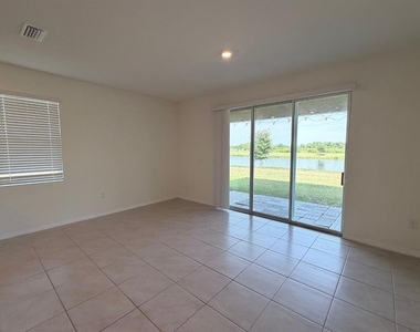 1470 Isleta Loop - Photo Thumbnail 2