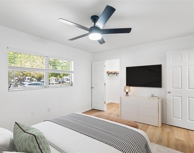 555 62nd Street S - Photo Thumbnail 8