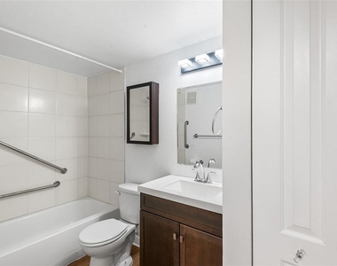 555 62nd Street S - Photo Thumbnail 9