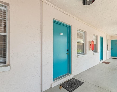 555 62nd Street S - Photo Thumbnail 1