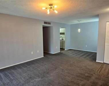 512 Orange Drive - Photo Thumbnail 6