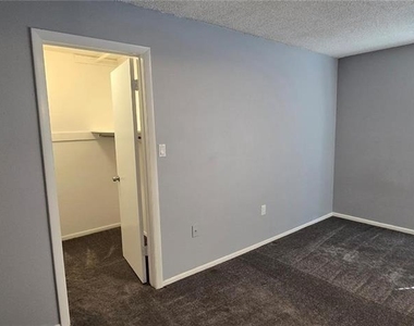 512 Orange Drive - Photo Thumbnail 22