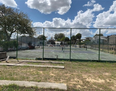 319 Broken Woods Boulevard - Photo Thumbnail 2