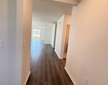 3905 Giorgio Drive - Photo Thumbnail 3