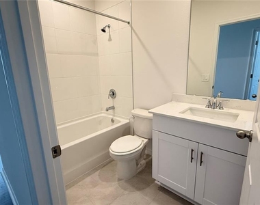 3905 Giorgio Drive - Photo Thumbnail 13