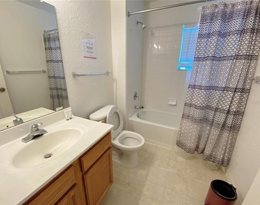 4552 Jonafree Lane - Photo Thumbnail 17