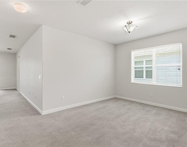 2217 Crosston Circle - Photo Thumbnail 22