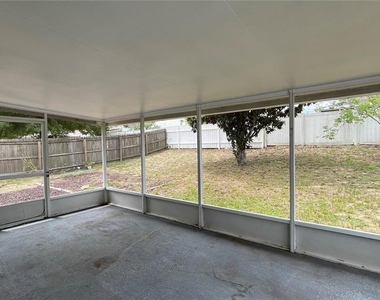 3791 Huntwicke Boulevard - Photo Thumbnail 21