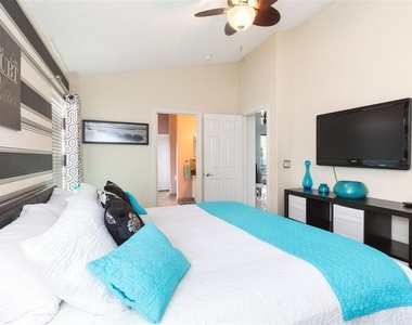 2672 Autumn Creek Circle - Photo Thumbnail 13