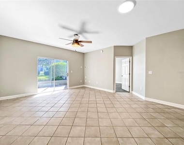 7503 Atlantis Way - Photo Thumbnail 15