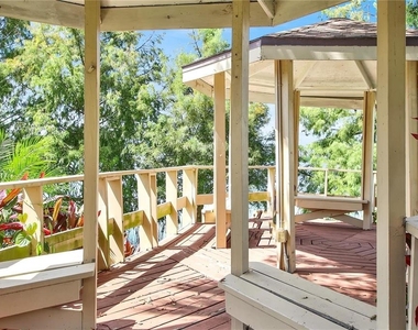 596 Orange Drive - Photo Thumbnail 32