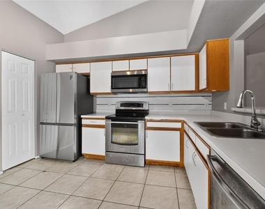 861 Blackgum Court - Photo Thumbnail 16