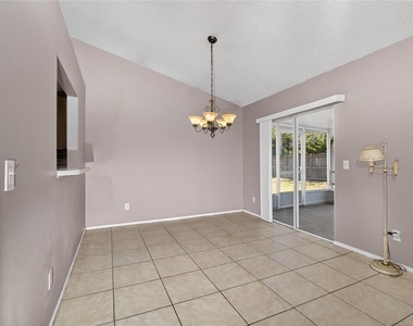 861 Blackgum Court - Photo Thumbnail 15