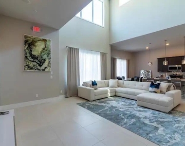 7740 Sandy Ridge Drive - Photo Thumbnail 6
