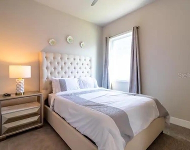 7740 Sandy Ridge Drive - Photo Thumbnail 16
