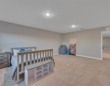 12710 Hysmith Loop - Photo Thumbnail 32