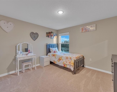 12710 Hysmith Loop - Photo Thumbnail 19
