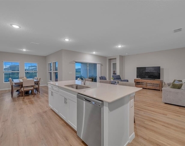 12710 Hysmith Loop - Photo Thumbnail 43