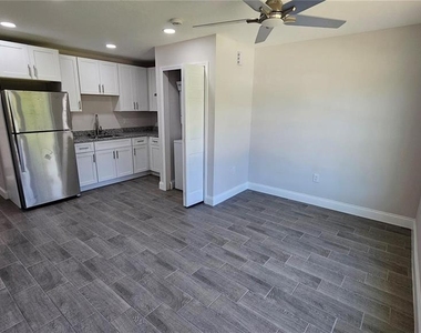 604 Lime Avenue - Photo Thumbnail 12