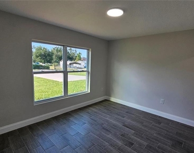 604 Lime Avenue - Photo Thumbnail 9