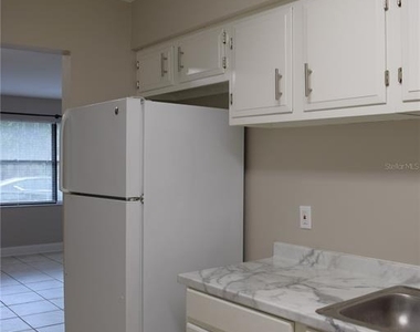 7423 Sw 42nd Place - Photo Thumbnail 11