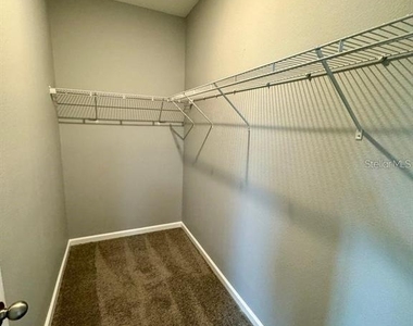 930 Lakefront Village Drive - Photo Thumbnail 10