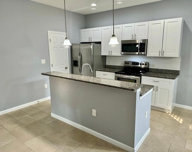 930 Lakefront Village Drive - Photo Thumbnail 3