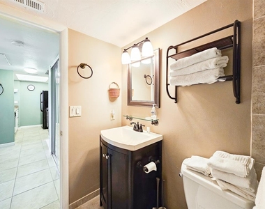 3600 S Ocean Shore Boulevard - Photo Thumbnail 17