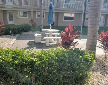 150 Harborside Ave - Photo Thumbnail 24