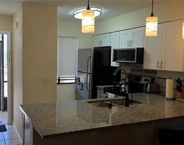 22523 Westchester Boulevard - Photo Thumbnail 6